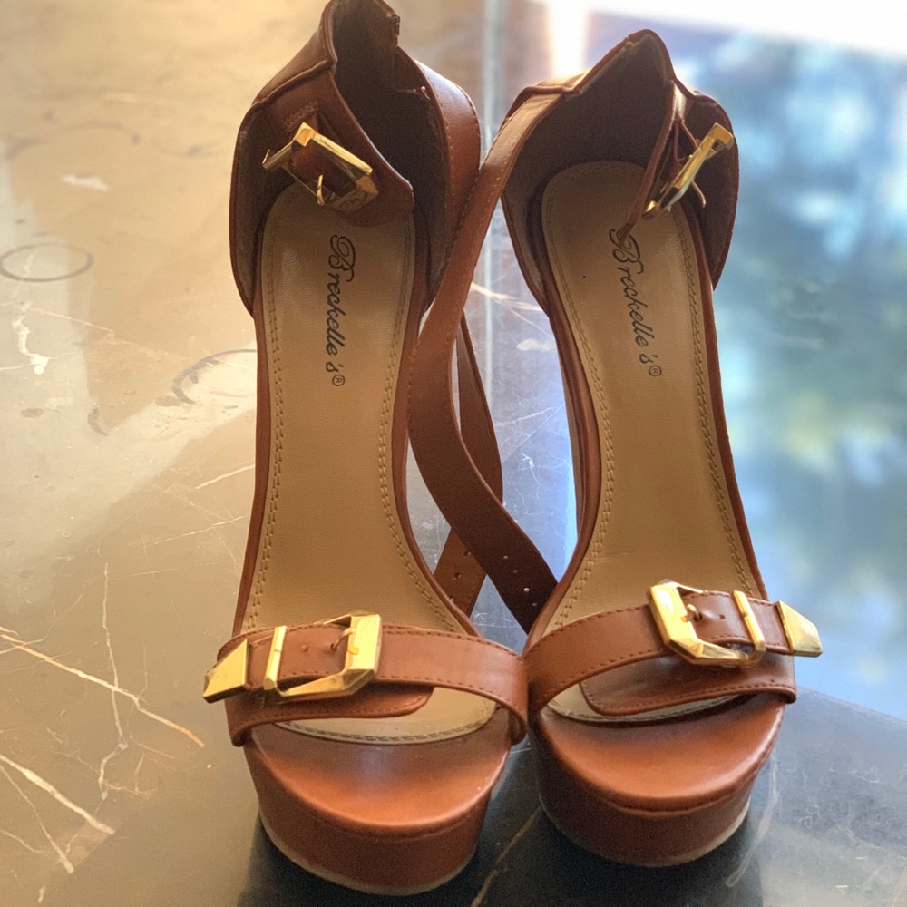 Light Brown wedges